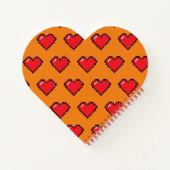 Red Pixel Heart Pattern Notitieboek (Achterkant)