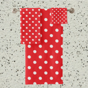 Red Polka Dot Bad Handdoek