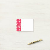Red Polka Dot Monogram Post-it® Notes (Op bureau)