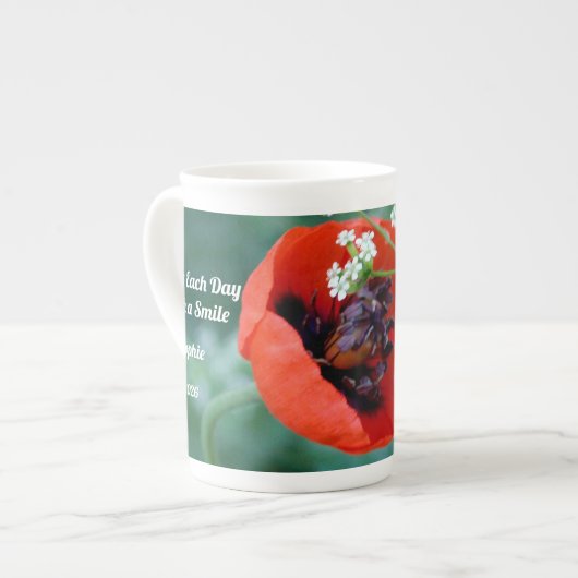Red Poppy Bloom with Grace Bone China Mug (Devant gauche)