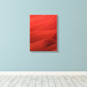 Red Ranunculus Flower Petals Canvas Afdruk (Insitu (Houten vloer))