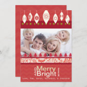 Red Retro Merry en Bright Family Photo Card Feestdagenkaart (Voorkant / Achterkant)