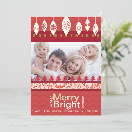 Red Retro Merry et Bright Family Carte photo (Debout devant)