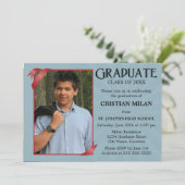 Red Ribbon Classe de Graduation Invitation (Debout devant)