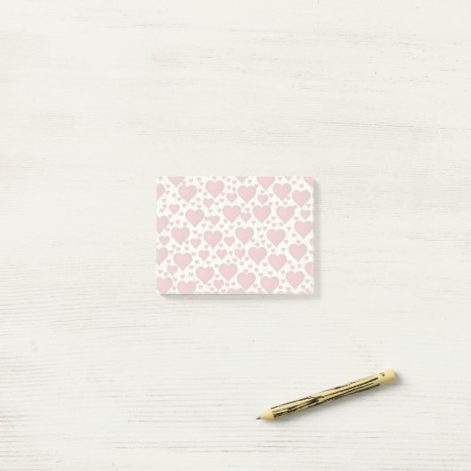 Red Romantic Hearts Patroon Post-it® Notes (Op bureau)