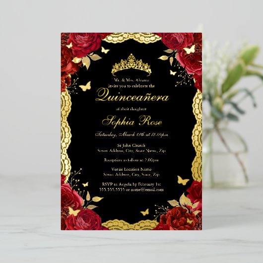 Red Rose Gold vlinder kant quinceanera verjaardag Folie Uitnodiging (Staand Voorkant)