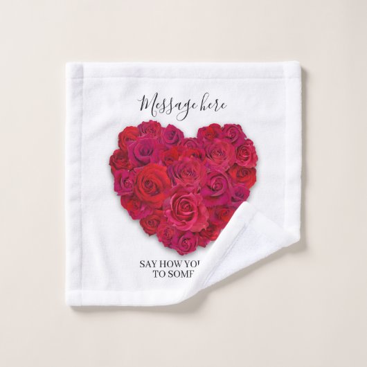Red Rose Heart Romantic Floral Custom Text (Gant de toilette)