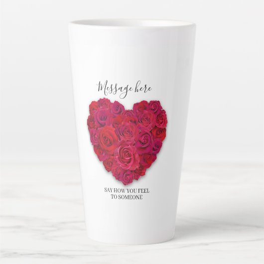 Red Rose Heart Romantic Floral Custom Text Latte Mok (Voorkant)