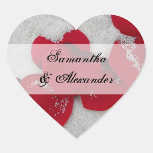 Red Rose Petals in sneeuw, winterhuwelijk Hart Sticker