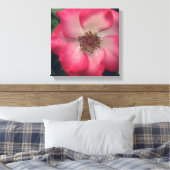 Red Rose Wrapped Canvas Afdruk (Insitu (Slaapkamer))