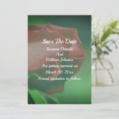 Red Rosebud Floral Wedding  Save The Date (Staand voorkant)