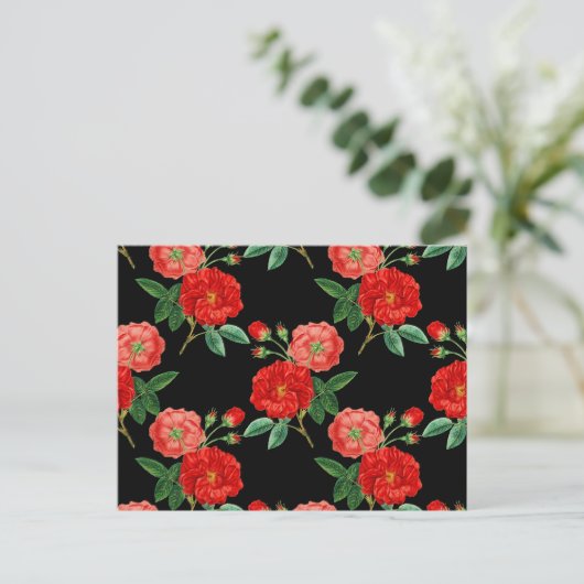 Red Roses, Black Background, Briefkaart (Staand voorkant)