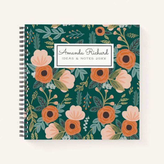Red Roses Green Whimsical Pattern Notitieboek (Voorkant)