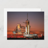 Red Sky voor Space Shuttle Atlantis Lancering Briefkaart (Voorkant / Achterkant)