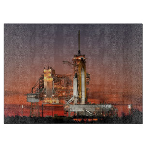 Red Sky voor Space Shuttle Atlantis Lancering Snijplank