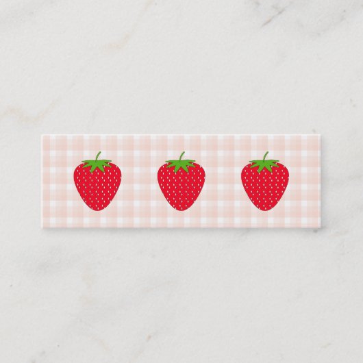 Red Strawberry op Gingham Check. Mini Visitekaartje (Voorkant)