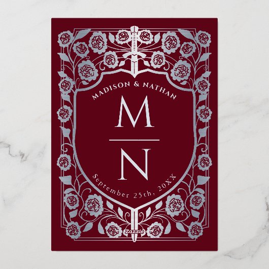 Red Sword Shield middeleeuwse monogram bruiloft Folie Uitnodiging (Achterkant)