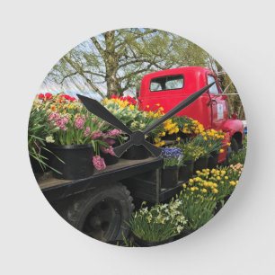 Red Truck met Spring Flowers & Rainbow Ronde Klok