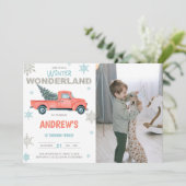 Red Truck Wonderland Anniversaire Invitations avec (Debout devant)