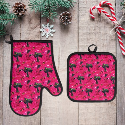 Red Variegated Poinsettia Pattern Holiday Ovenwant & Pannenlap Set