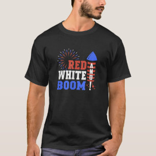 Red White en Boom Vuurwerk Amerikaanse vlag 4e T-shirt