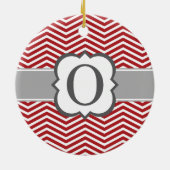 Red White Monogram Letter O Chevron Keramisch Ornament (Achterkant)