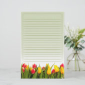 Red Yellow Tulip Flowers Green Background led Briefpapier (Staand voorkant)
