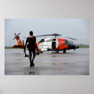 Reddingszwemmer van de kustwacht & MH-60 Jayhawk Poster