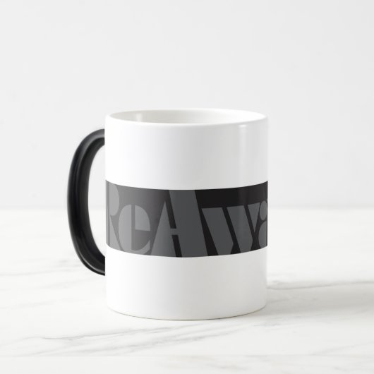 ReeDoo raniment la tasse (Devant gauche)