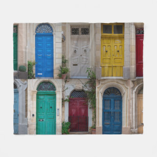 Reeks kleurrijke voordeuren op Malta Fleece Deken