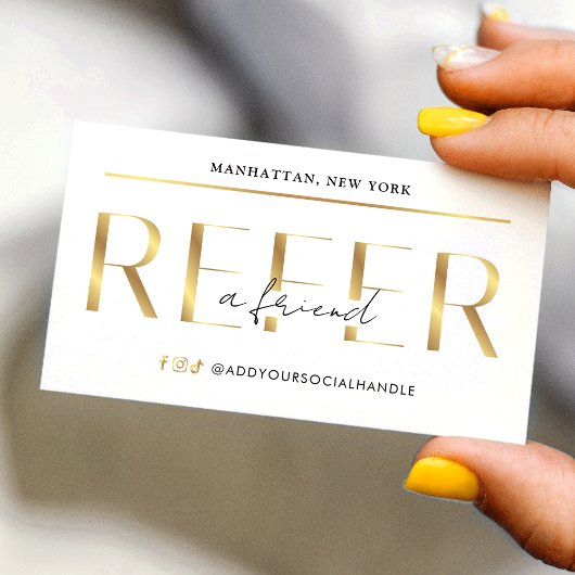 Refer A Friend Modern Glam Gold Logo Salon Spa Aanbevelingskaartje