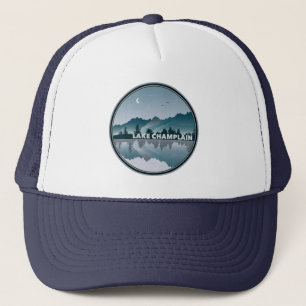 Reflectie Lake Chamclear New York Trucker Pet