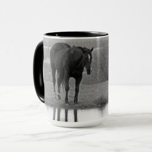 Réflectionz calme ~ Cheval Mug (Devant gauche)
