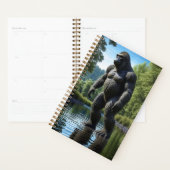 Reflet de Bigfoot musclé dans l'eau (Devant avec enveloppe)