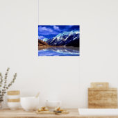 Réflexions de la montagne enneigée, affiche (Cuisine)