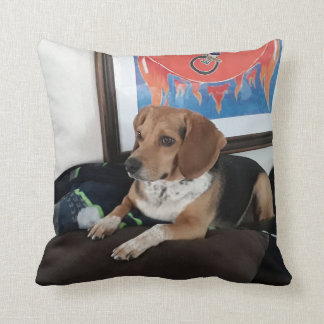 Regal Beagle Toss Pillow Kussen