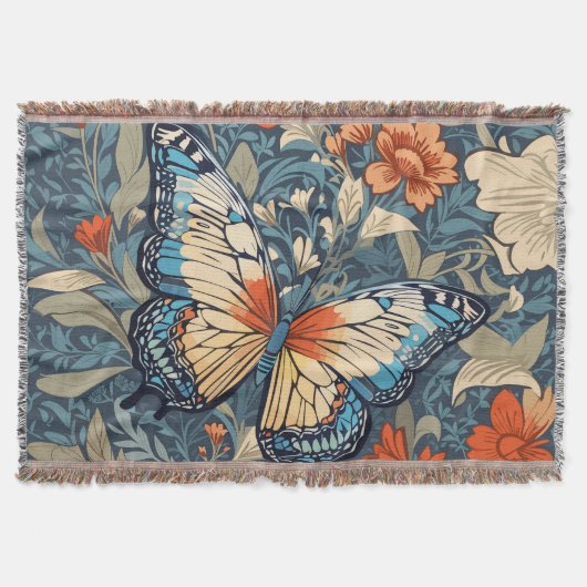 Regal Butterfly temidden van William Morris Floral Deken (Voorkant)