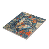 Regal Butterfly temidden van William Morris Floral Tegeltje (Zijkant)