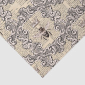 Regal Filigree Queen Bee op krant Tissuepapier (Detail)