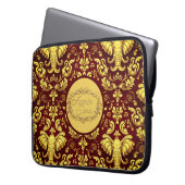 Regal Trumpeting Glory: Personalized Crimson Mara  Laptop Sleeve (Voorkant Links)