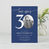 Regarde qui a 30 ans | Invitation d'anniversaire 3 (Debout devant)