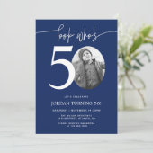 Regardez qui a 50 ans | Invitation pour les 50 ans (Debout devant)