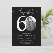 Regardez qui a 60 ans | Invitation d'anniversaire (Debout devant)