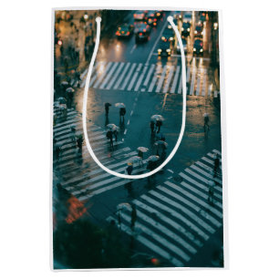 regenachtige stad, stadsgezicht, stedelijk landsch medium cadeauzakje