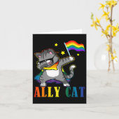 Regenboog LGBT Lesbische Pride Grappige Kat Dabbin Kaart (Gele Bloem)