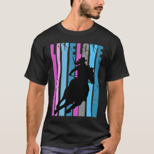 Regenboog Liefde Rodeo Vat Racing Race Racer Vrouw T-shirt