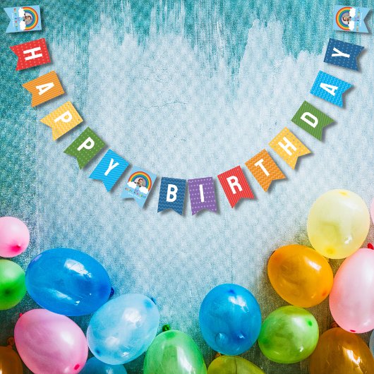 Regenboog over de wolken Baby's eerste verjaardag Vlaggetjes