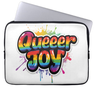Regenboog Pride Typografie voor Queer Geluk – LGBT Laptop Sleeve