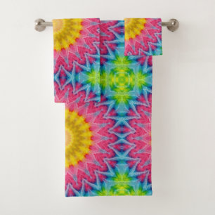 Regenboog Tie-Dye Mandala met Levendige Symmetrie Bad Handdoek