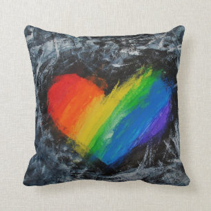 Regenboogliefdeshartrunge abstracte gestreepte kus kussen